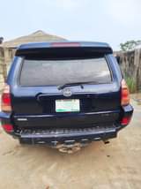 A picture of Toyota 4runner