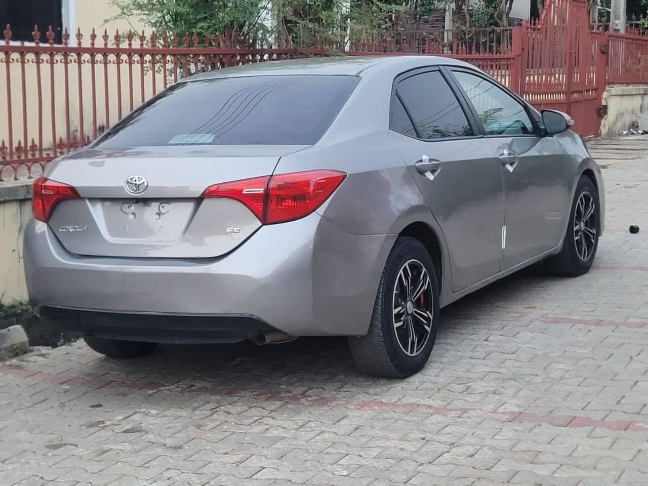 A picture of 2017 TOYOTA COROLLA SE 2017
