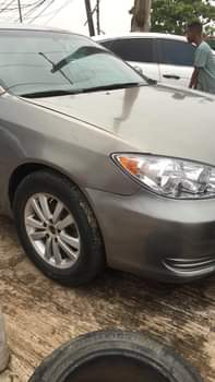 A picture of 2005 Toyota Camry Partially first body Engine gear and ac