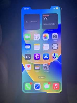 A picture of Iphone 11 for sell 170k no condition the true tone