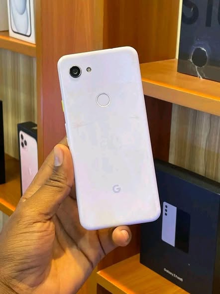 A picture of GOOGLE PIXEL 3A
