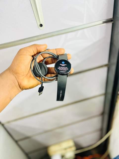 A picture of Samsung galaxy watch 4