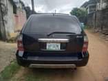 A picture of 3 seaters 2005 Acura mdx with silent untouched engine and