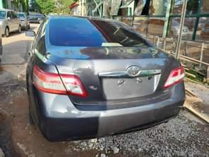 A picture of Camry muscle 2010 model Belgium standard few months used Catalyst