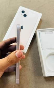 A picture of iPhone 13 plain 128 GB