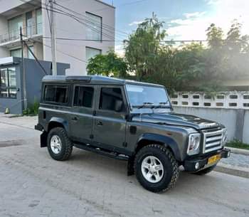 A picture of LANDROVER DEFENDER