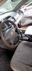 A picture of Toyota Camry 04