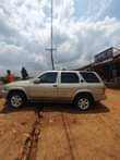 A picture of Clean Nigerian Used Nissan Pathfinder First Body Clean favric interior