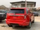 A picture of Ford Explorer SUV