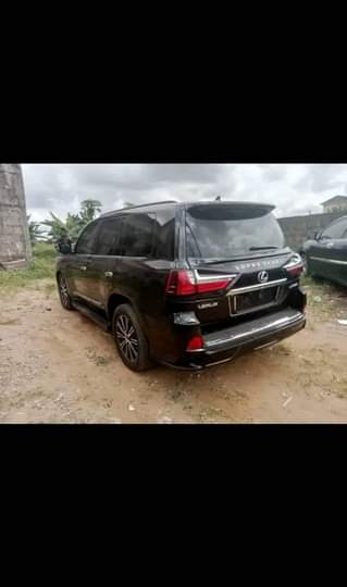 A picture of Car
