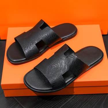 A picture of Grab urs at affordable price production is within 5 7days