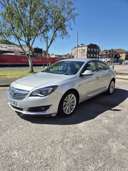 vauxhall insignia