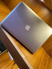 A picture of MacBook Pro 2009