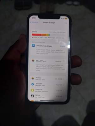A picture of Iphone 11 plain