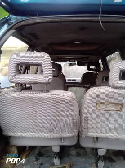 A picture of Clean neatly used Nissan Serena
