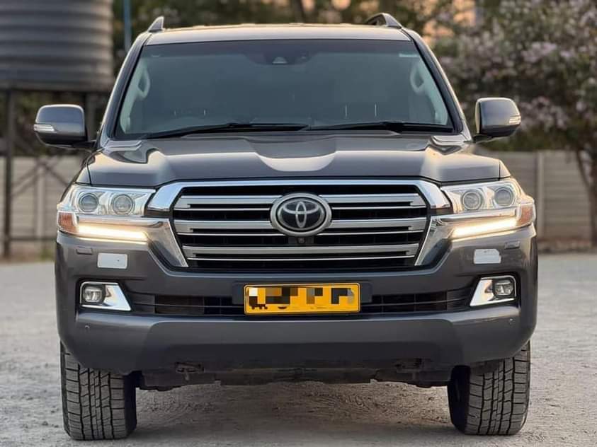 toyota land cruiser