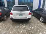 A picture of Super sharp Toyota highlander 2010