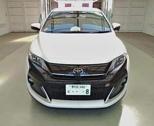 A picture of TOYOTA HARRIER GR