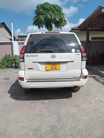 A picture of Toyota prado diamond
