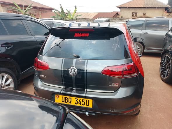 A picture of VW golf6 15 5 millions CALL 0786 92 82 59