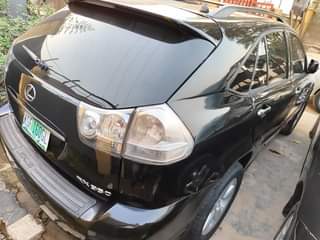 A picture of Lexus Rx 350 2008 model engine and gear and AC