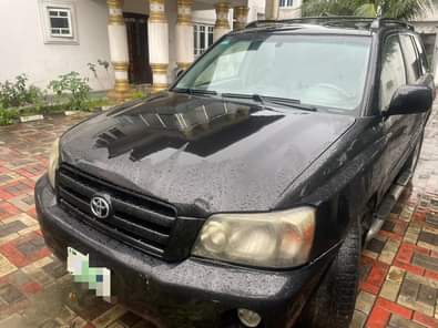 A picture of SUPER SHARP HIGHLANDER 3 SEATERS Untampered engine Untampered gear Neat