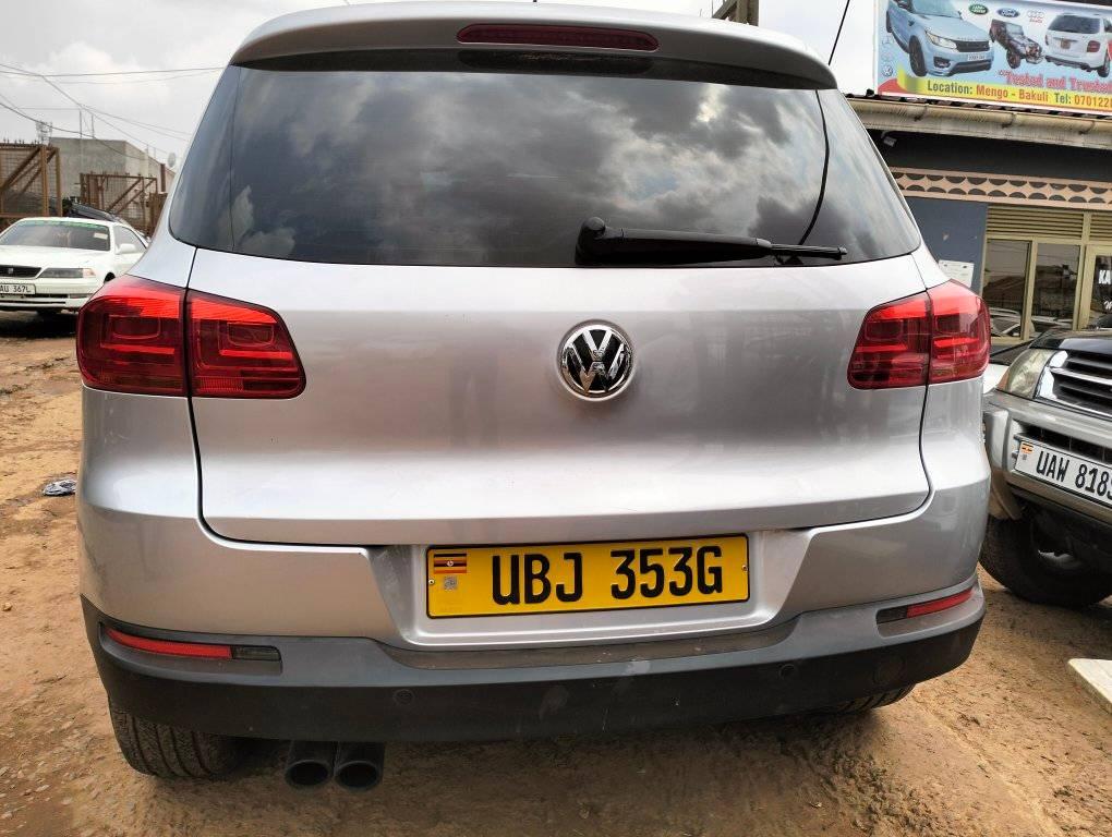 A picture of Tiguan model 2012
