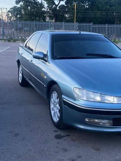 A picture of Quick sale urgent money needed 2004 model 406 in sublime
