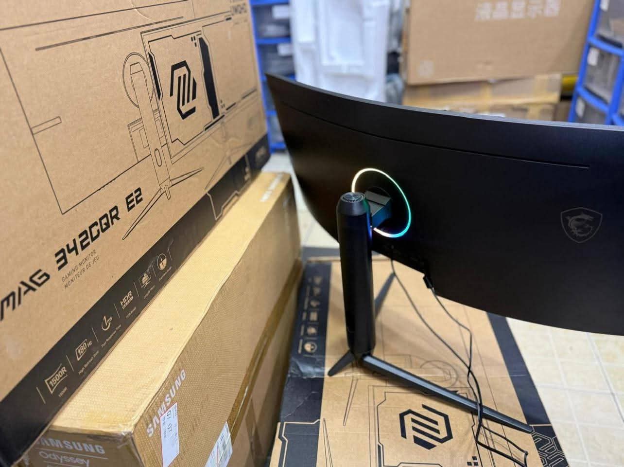 pc monitors