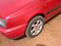 A picture of Golf 3 wagon with very low mileage and lagos cleared