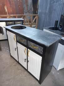 A picture of Nauza kitchen cabin milango 3 bei 150000 Location ubungo call