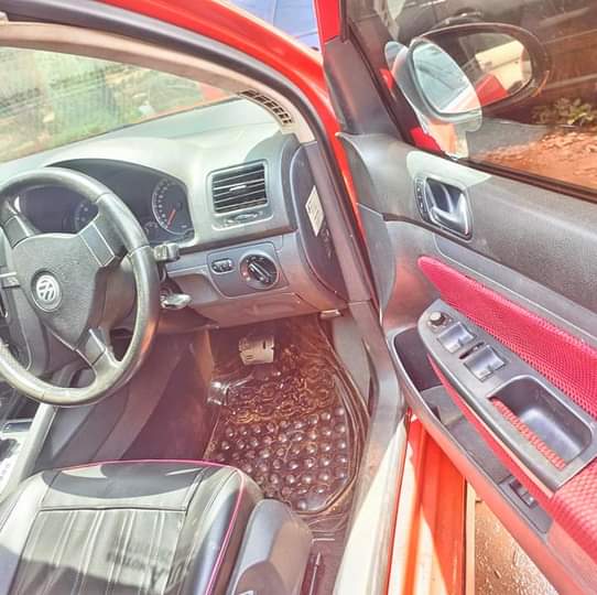 A picture of GOLF5 15.5M CALL 0759.65.47.86