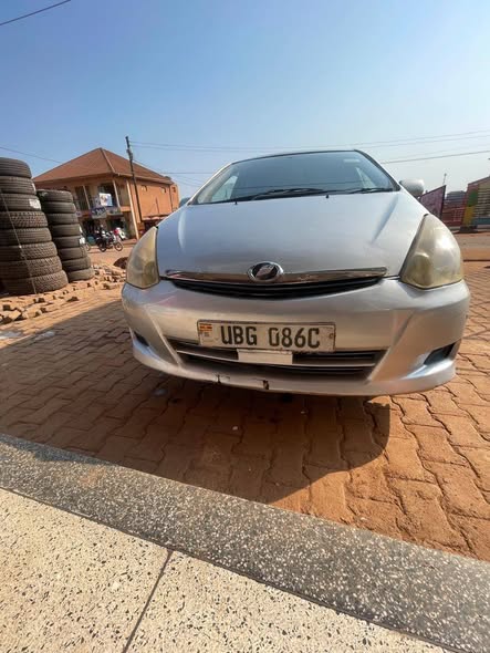 A picture of Toyota Wish
