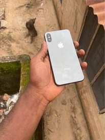 A picture of iPhone X