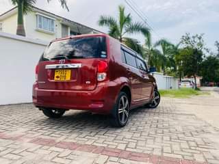 A picture of Toyota Rumion
