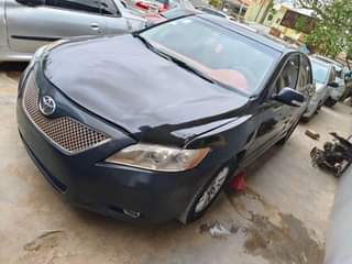 A picture of Toyota Camry 08
