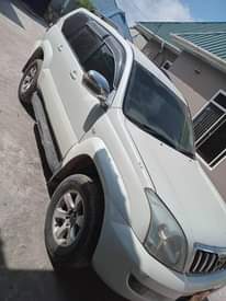 A picture of Toyota prado diamond