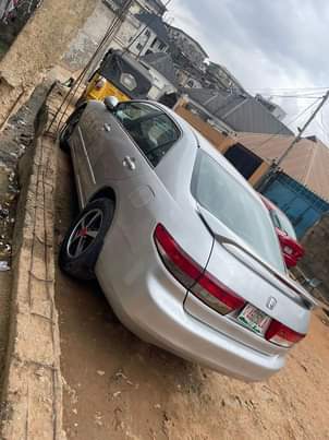 A picture of Honda accord 05