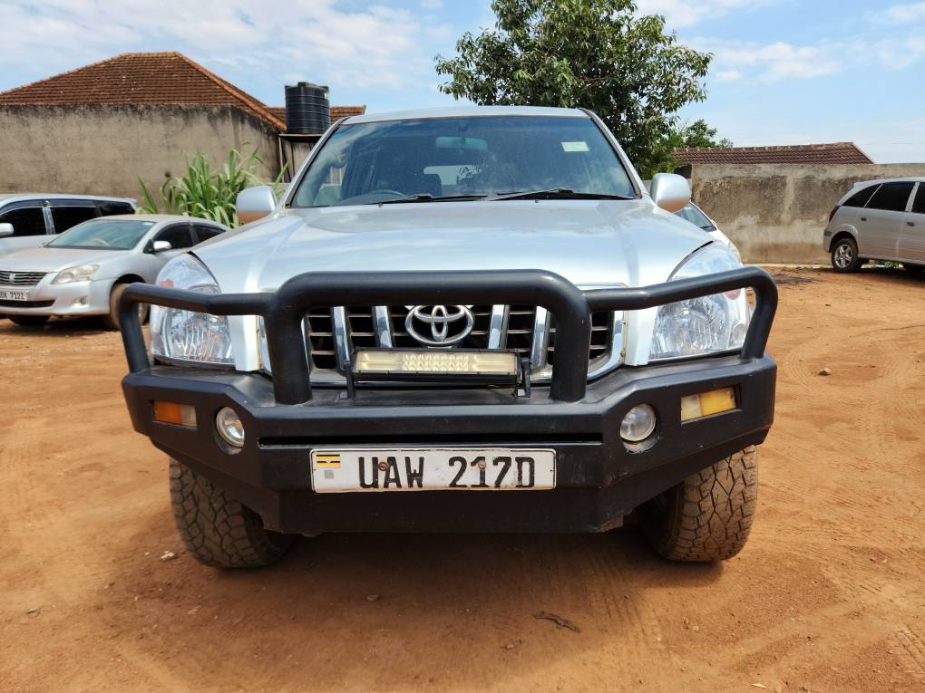 A picture of Prado TX Petrol 38m Call 0743795001 0726057699
