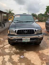 A picture of Toyota Tacoma 07030623059