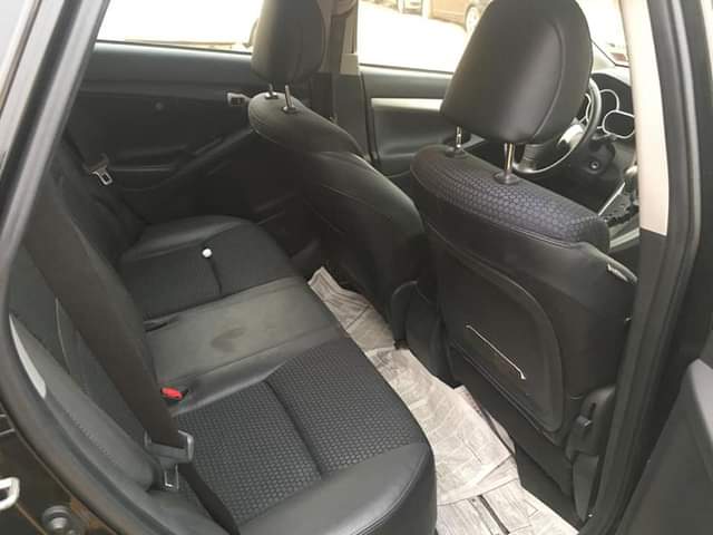 A picture of PONTIAC VIBE 08063194033