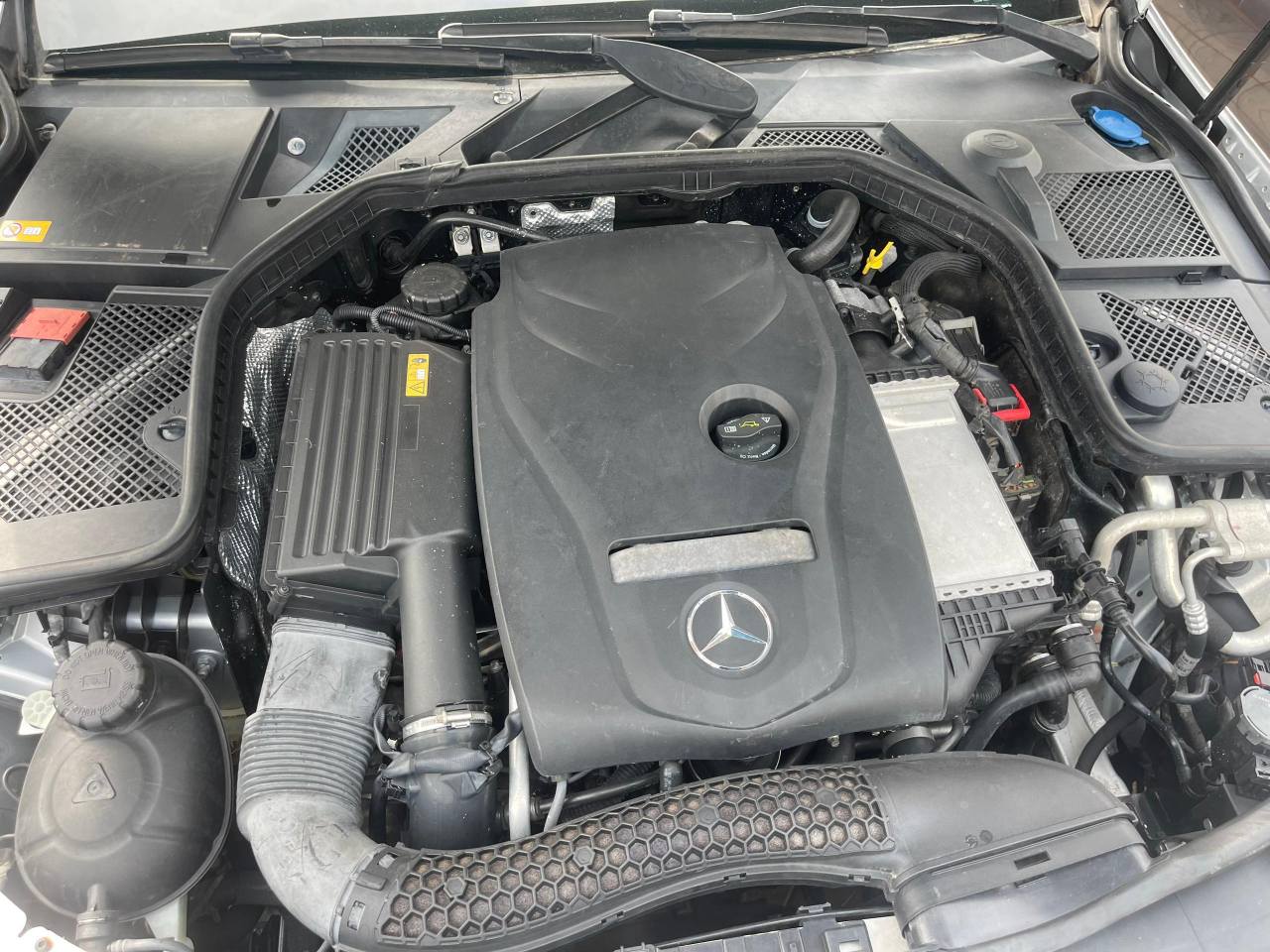 A picture of Mercedes Benz C300 2015 foreign used AWOOF deal