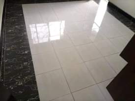 A picture of Kira nsasa 800k