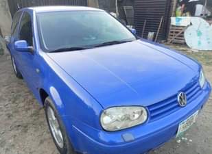 A picture of 2005 Volkswagen Golf