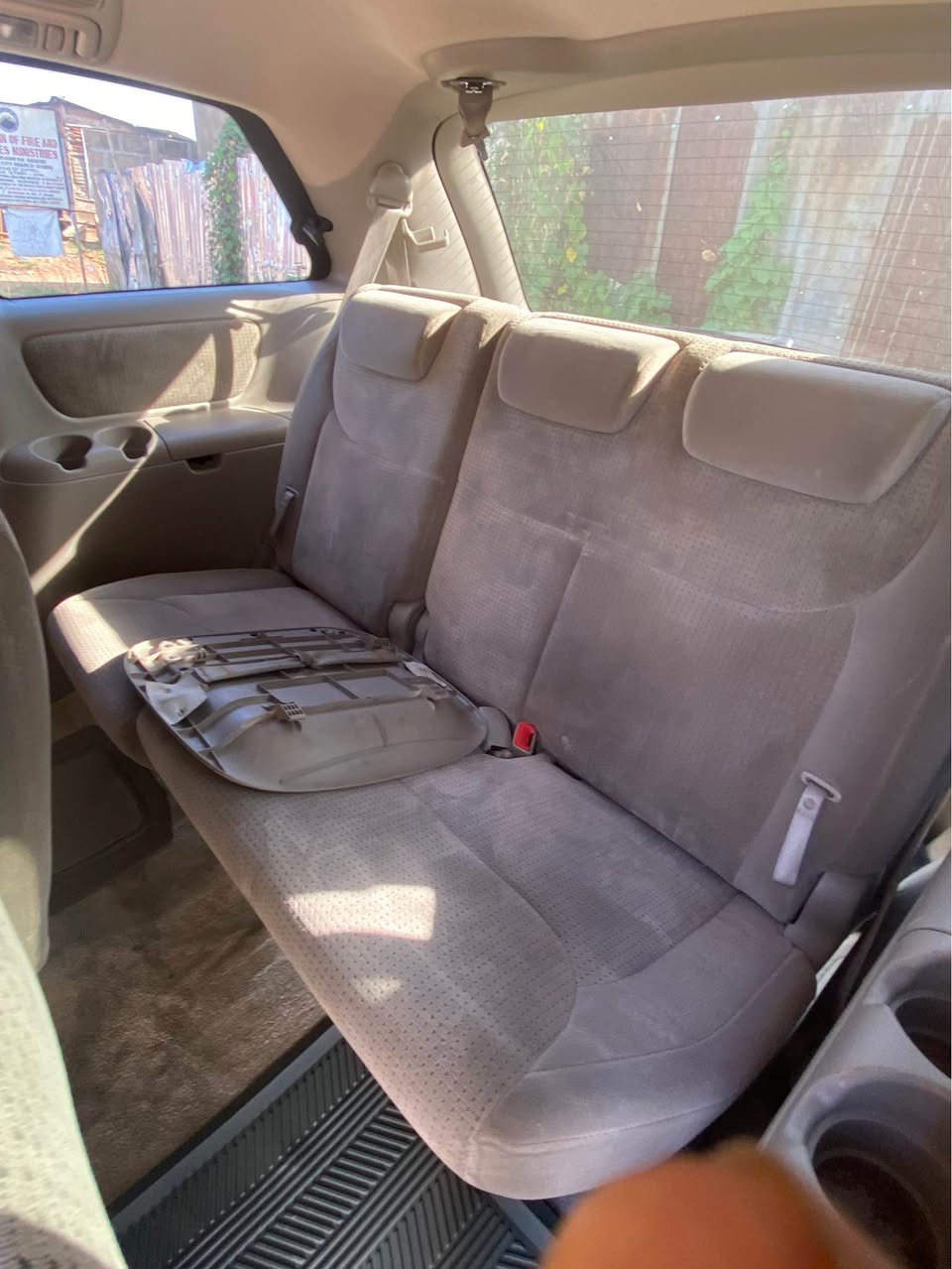 A picture of Toyota sienna 07 Belgium 13m