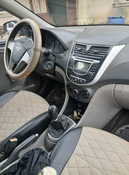 A picture of Extremely clean Hyundai Accent