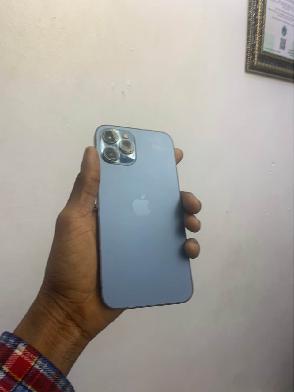 A picture of iPhone 12pro max