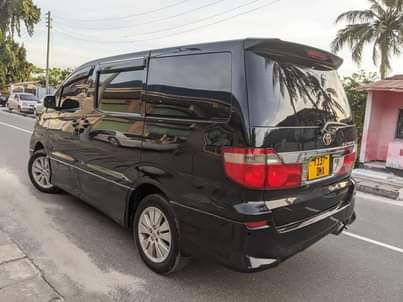 A picture of Toyota Alphard