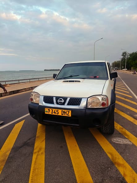 A picture of Nissan Hardboard
