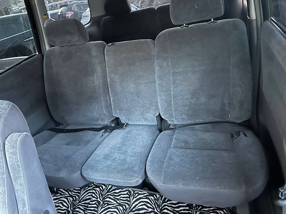 A picture of TOYOTA NOAH CALL 0659 222444